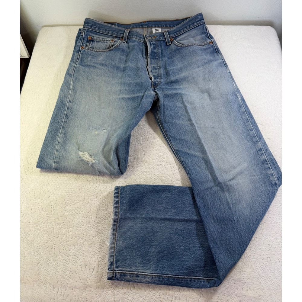 Vintage Levis 501 Mens 36x34 Faded Blue Denim Straight Leg Jeans Y2K 501-0000